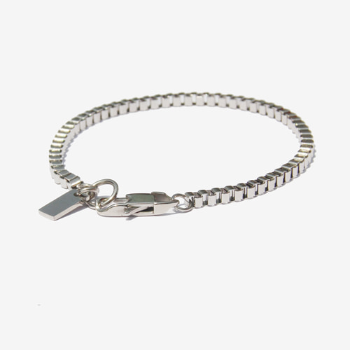 [러쉬오프] Unisex Edge Chain Silver Bracelet/ 엣지 체인 실버팔찌