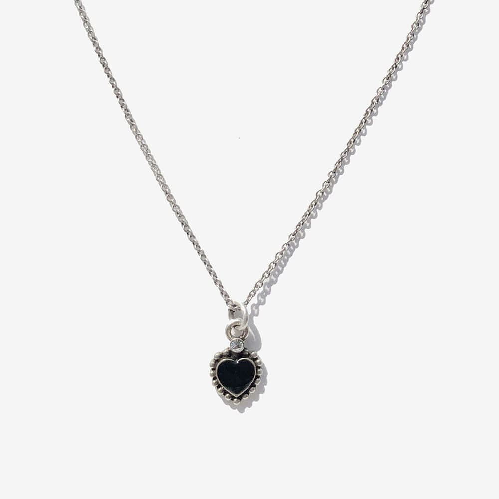 [러쉬오프] Black Heart pendant Chain Necklace  / 블랙 하트 펜던트 체인 목걸이 (은도금)